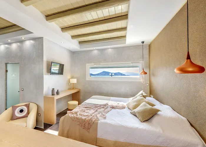 Nissaki Beach Hotel