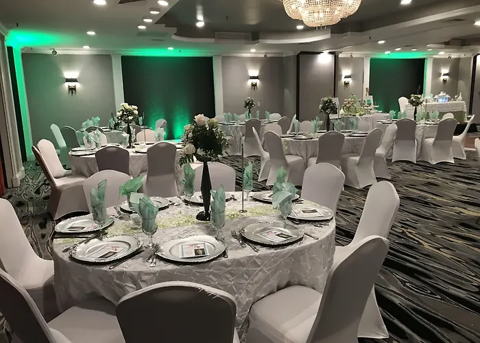 Adria Hotel And Conference Center
