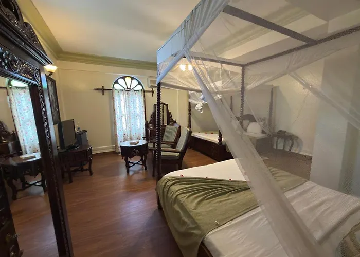 Asmini Palace Hotel