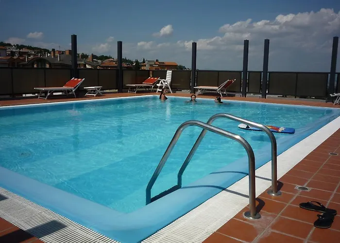 Hotel Montecarlo