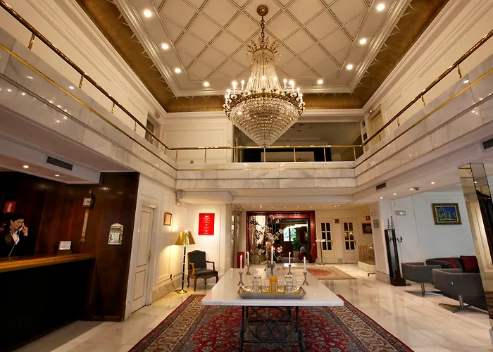 5 star hotels Lopez De Haro