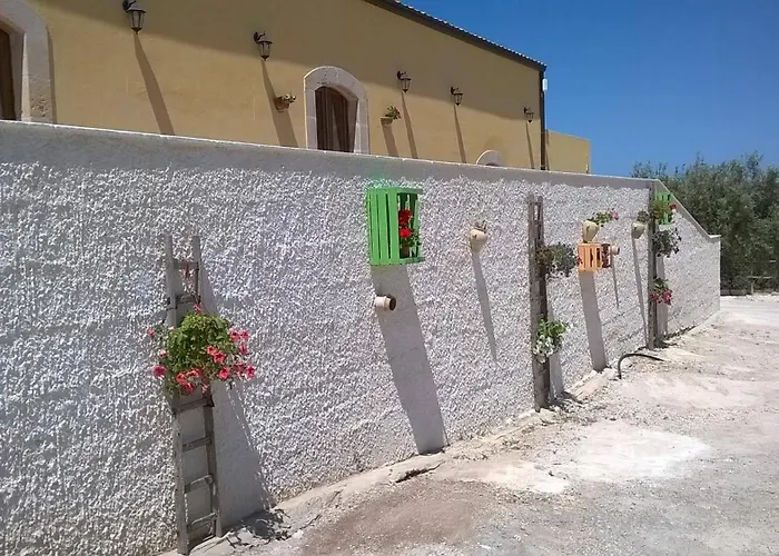  Monte Criscione