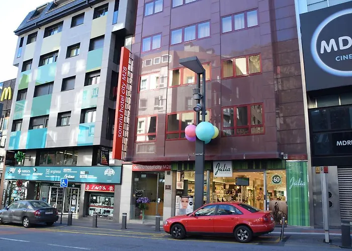 Somriu City M28