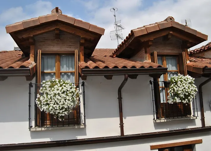 Apartamentos La Buhardilla