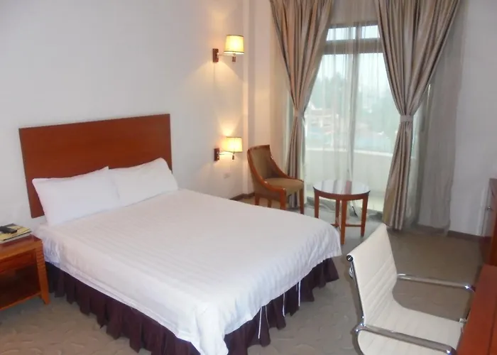 Ararat Hotel