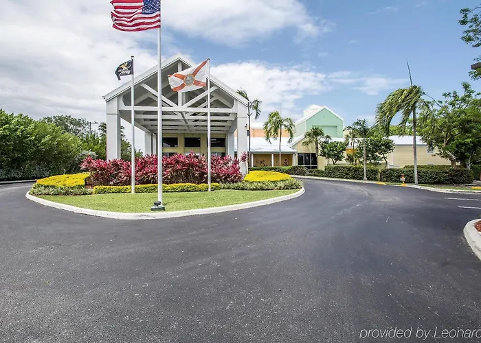 Luxury hotel only: Bluegreen Vacations Hammocks At Marathon, An Ascend Resort