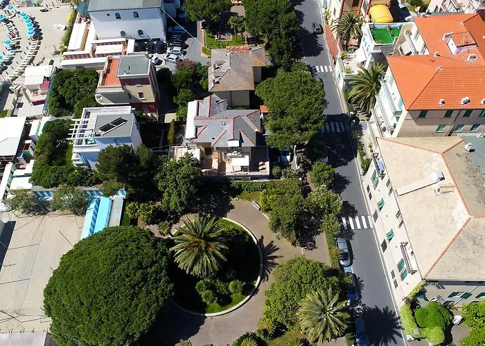  Villa Ombrosa