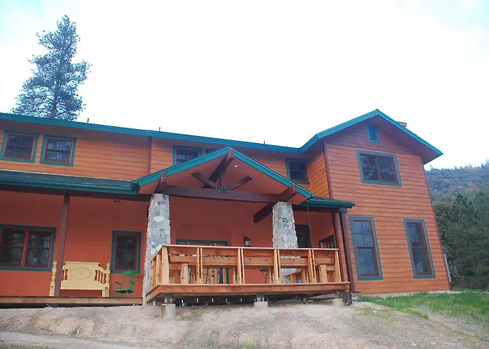 Sierra Trails Inn