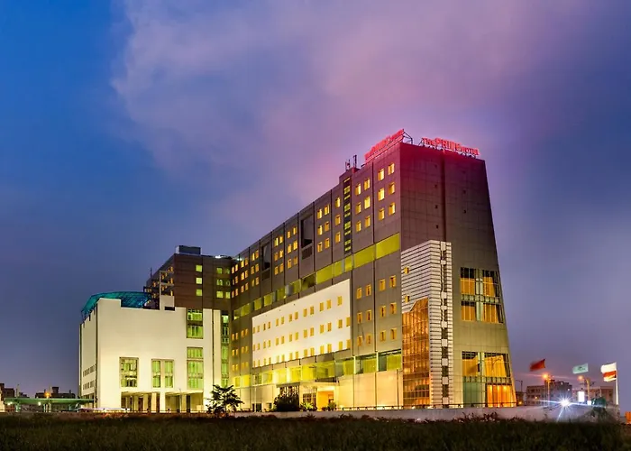 Pride Plaza , Kolkata
