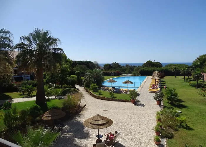  Luzmar Villas