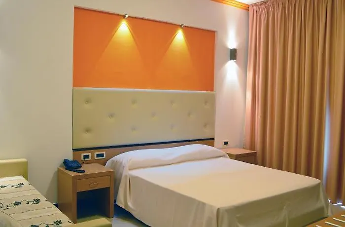 Hotel vicino al College: Park Hotel Tyrrenian