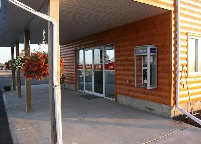 Happy Trails Campground & Cabins Apartment