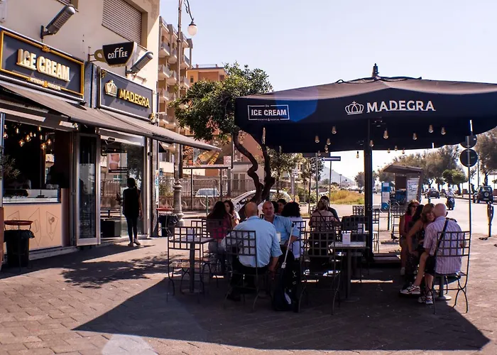 La Madegra Seasuite