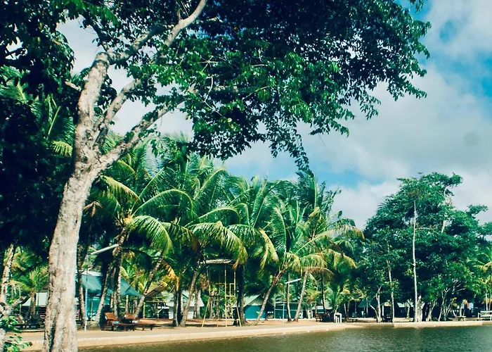 Overbridge River Resort