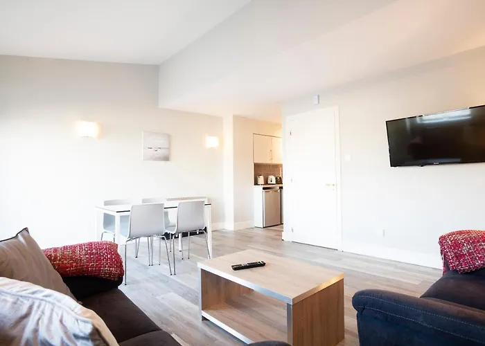 Three Bedroom - Edward Square Galway