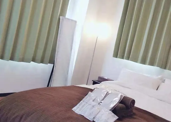  Sun Hotel