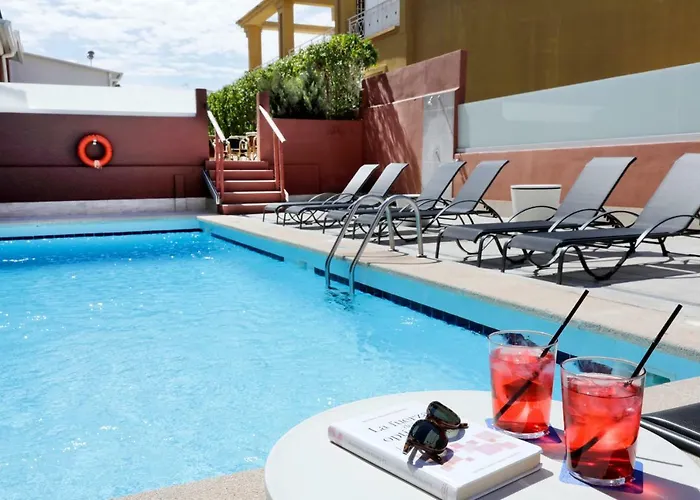 Hotel com vista: Nura Santa Ponsa & Spa