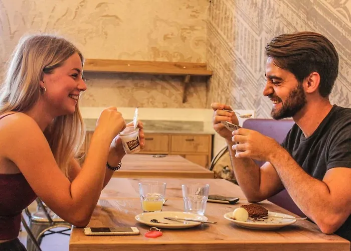 Pet Friendly hotel: Hostel 7 Santi