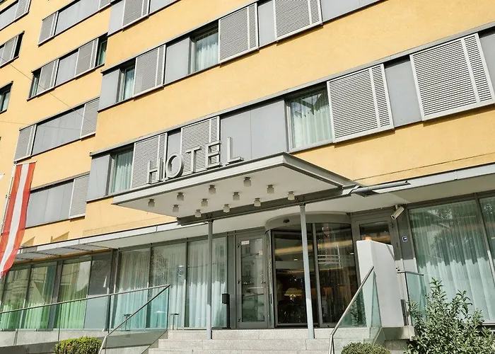 Hotels with a view Ibercity Wien Schoenbrunn