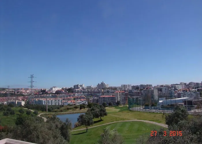 Sunny Suites Golf And Free Parking Guest House Cabaña