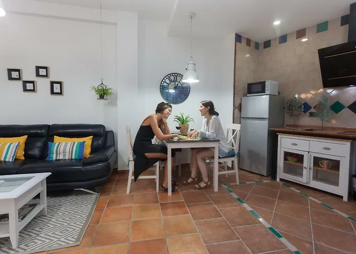 Hotel cerca del colegio: Casa Larga