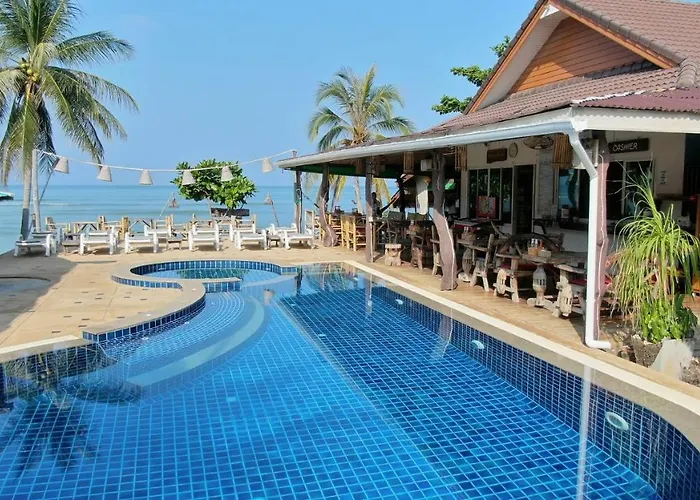 Hôtel pour familles: Lanta New Coconut Bungalow