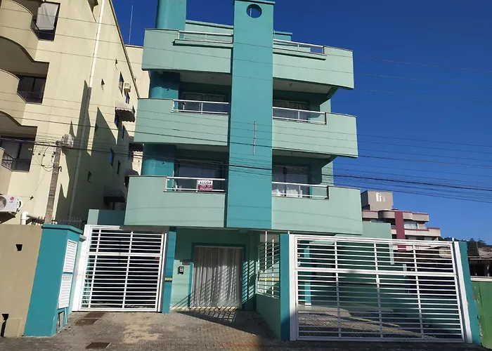 s Praia Azul Bombas