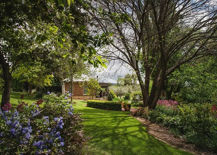 Pets Allowed Hotel Evanslea Luxury Boutique Accommodation