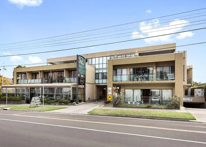 Hotel with Tennis: Bayside Geelong Hotel & Apartments, An Ascend Collection Hotel