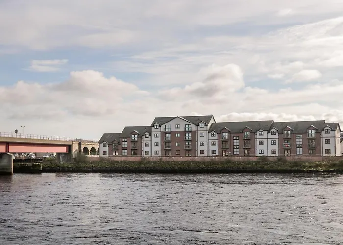 Vacation rental: Riverview Apartment